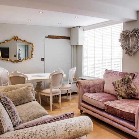 Whispering Place Georgian Grade II Sleeps 6 Adults 3 Mins From Safari Park & Steam Train Bewdley Exterior photo